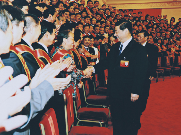 2011年8月15日，奇正集团获“全国构建和谐劳动关系先进代表”殊荣，作为甘肃唯一典型代表在大会交流经验，受到国家副主席习近平的亲切接见。